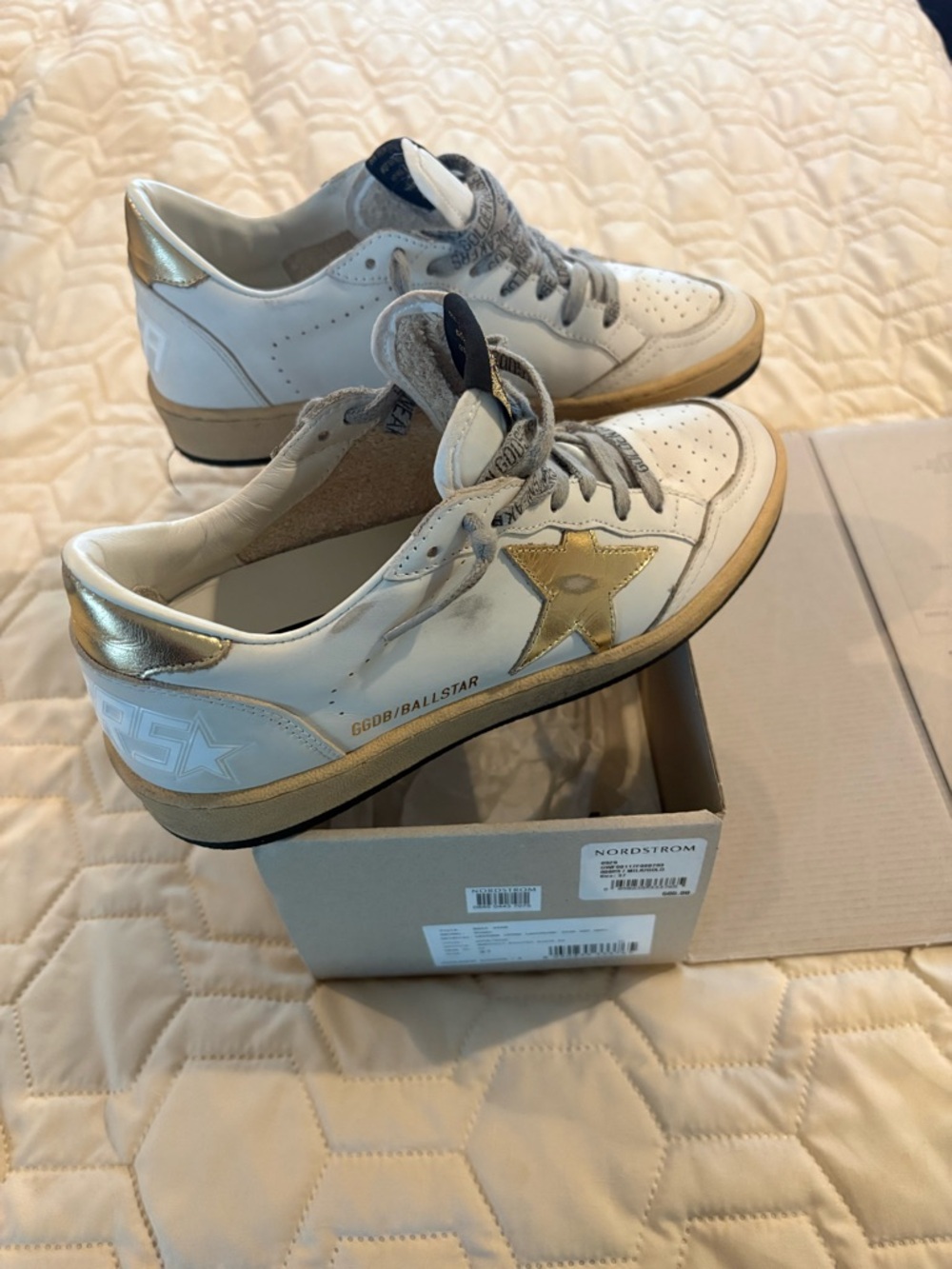 Golden Goose Ball Star Box - Milk, Gold